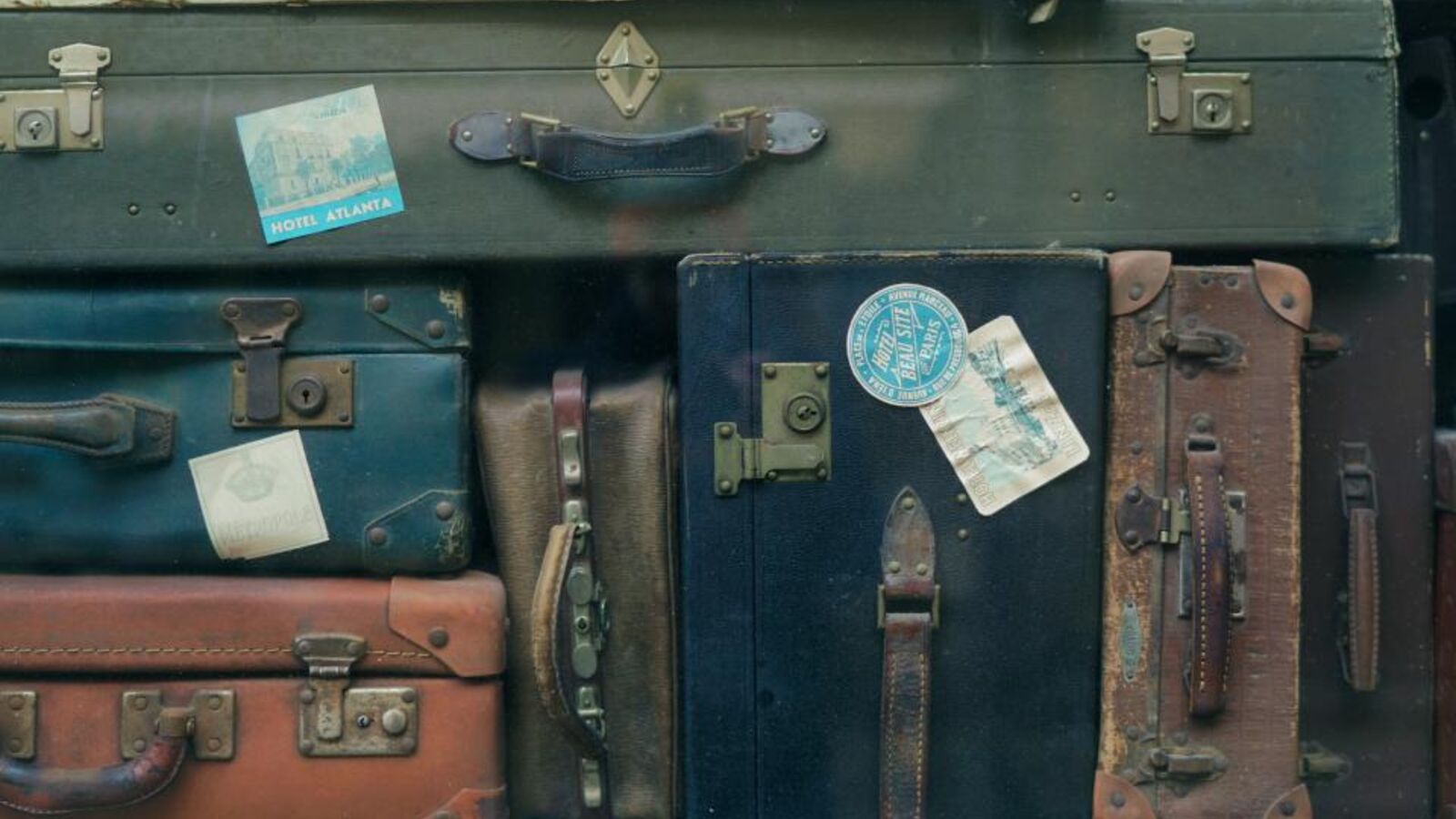 Crypto Taxes When You Move Abroad: What Changes and What Does Not