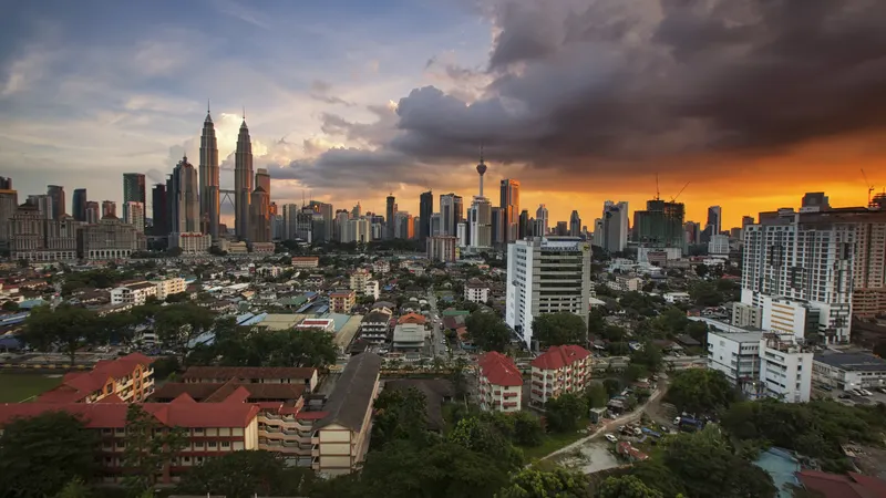 Malaysia MM2H: 7,650 Applications and Tighter Business Checks